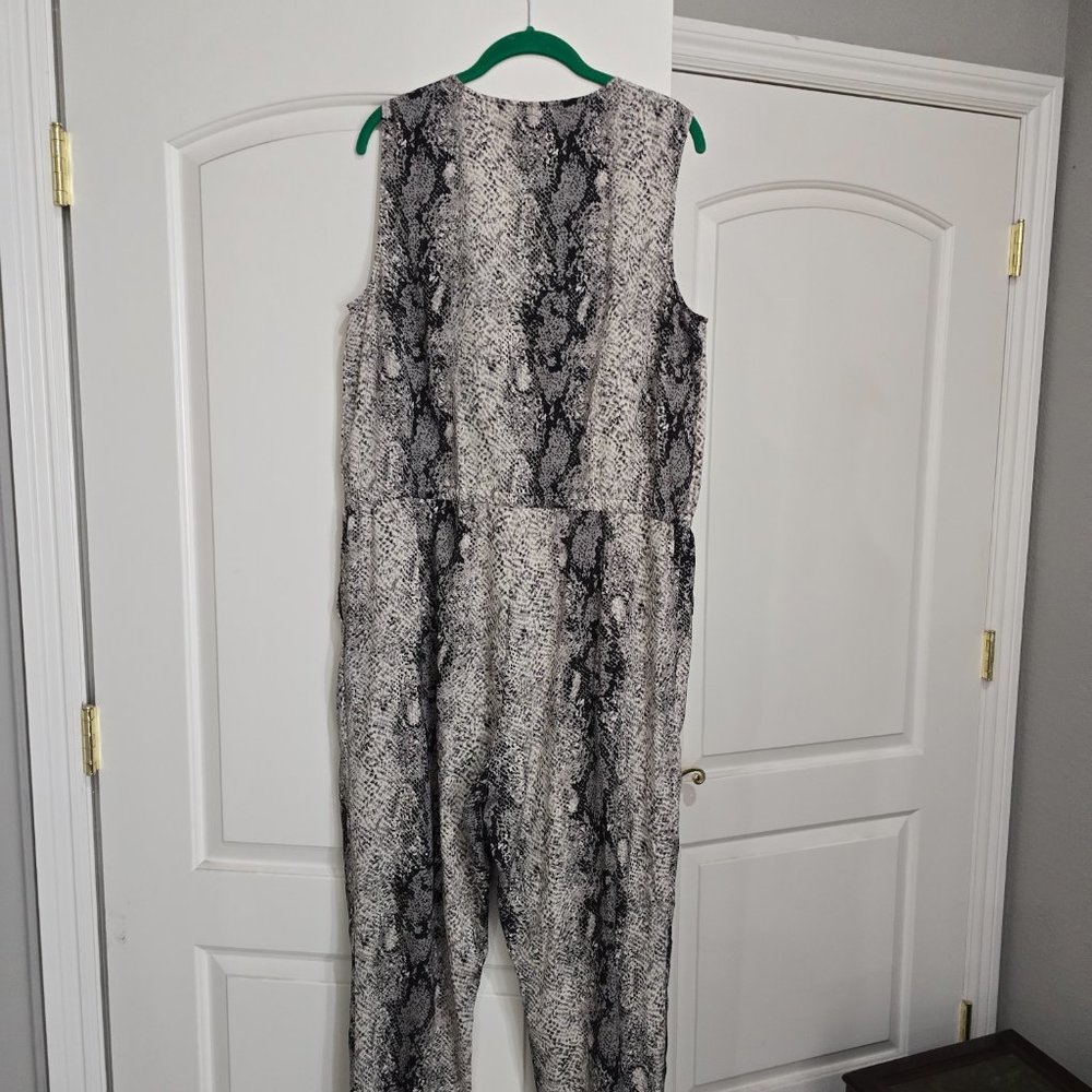 SALE! Walter Baker Jumpsuit - Picture 7 of 10